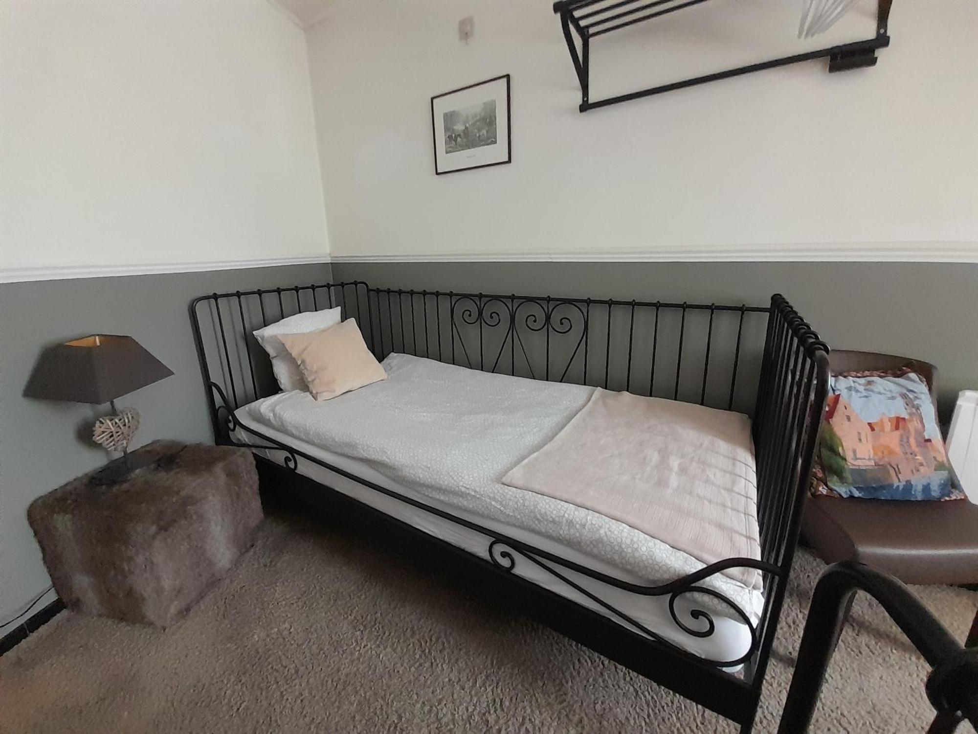 Bed and Breakfast Juliette'S Ieper Pokoj fotografie